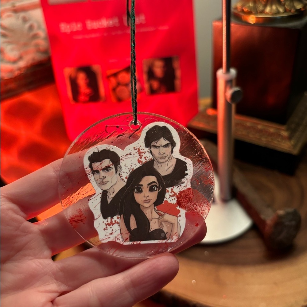 Who gets Elena.. Damon, Stefan or Klaus in the end? Ornament/ car hanger fun